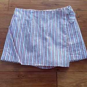 Forever 21 red stripped skort
